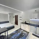 Yourapart Karmelicka Z Jacuzzi * Warszawa